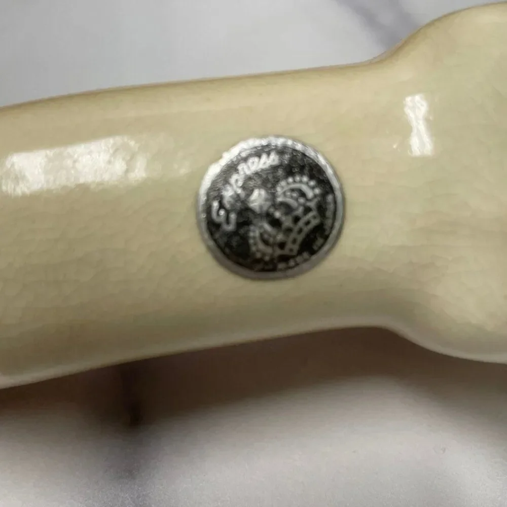 Vintage One Piece 'Long Pig' Salt & Pepper Shaker. Unique Collectible!